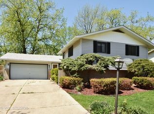 14824 Parkside Ave, Oak Forest, IL 60452