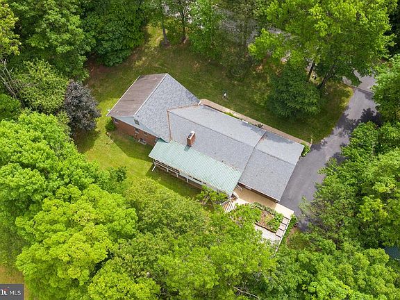 4th image of 15026 Coke Ct