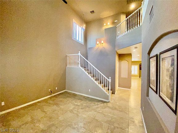2nd image of 5961 Lamotte Ave