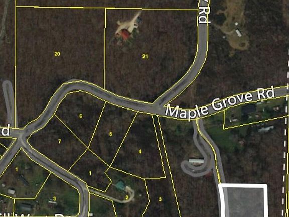 5th image of 1025 Maple Grove Rd