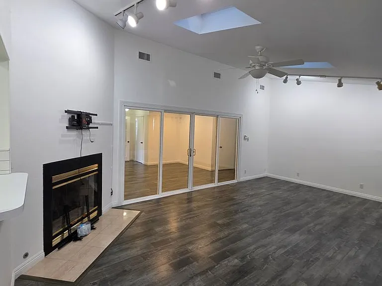 11324 Whitley St — Photo 11