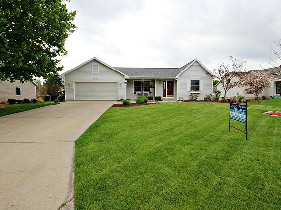 3rd image of 10446 Northfield Dr
