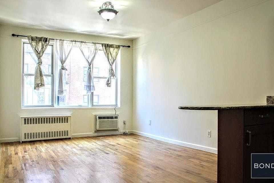 1st image of 306 E 71st St APT 4A