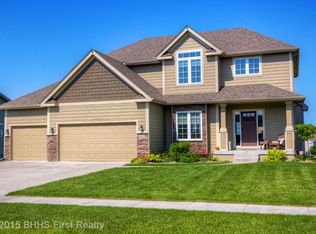 1820 SE Clover Ridge Dr, Ankeny, IA 50021