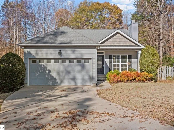 308 Southcreek Dr, Travelers Rest, SC 29690