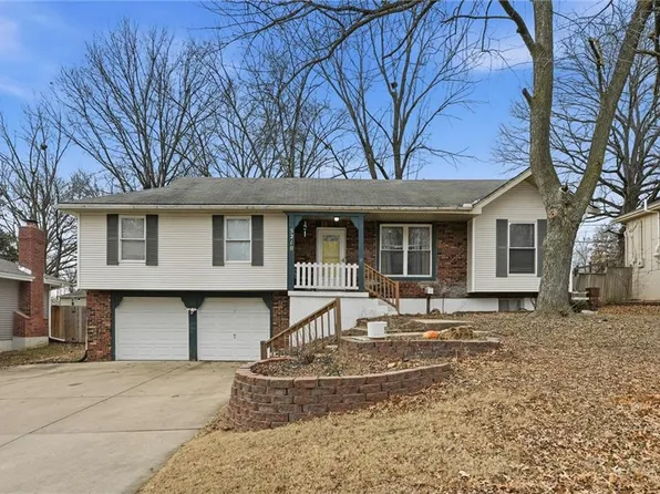 5210 S McCoy St, Independence, MO 64055