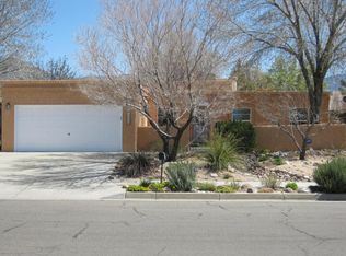7208 Lew Wallace Dr NE, Albuquerque, NM 87109