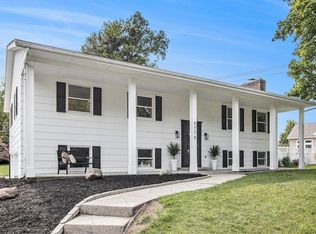 5776 Forest Harbor Dr, Kalamazoo, MI 49048