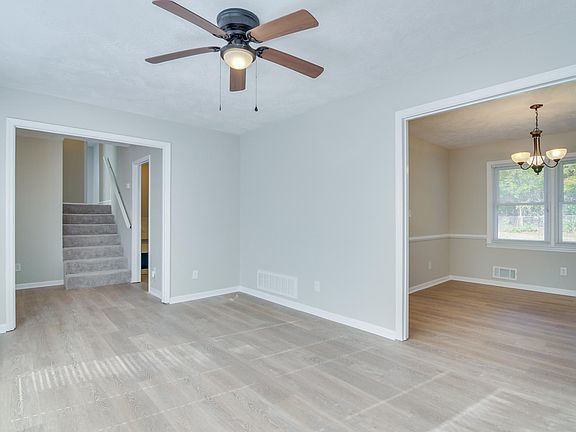 4th image of 2607 N Whitechurch Ct