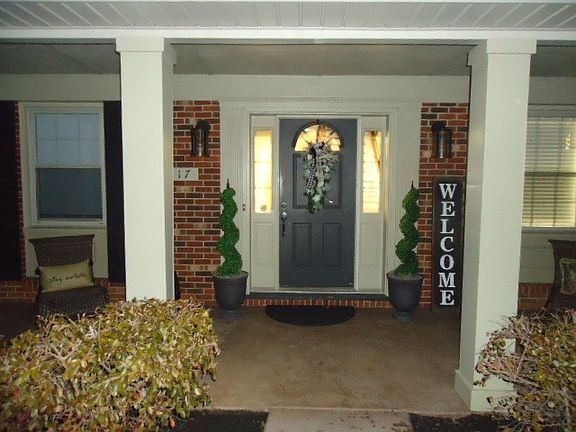 3rd image of 617 Dover Pl