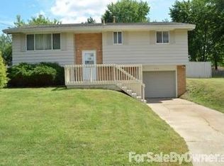 502 Avondale Dr, East Peoria, IL 61611