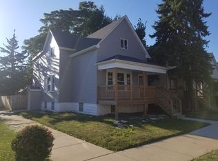 10924 S State St, Chicago, IL 60628