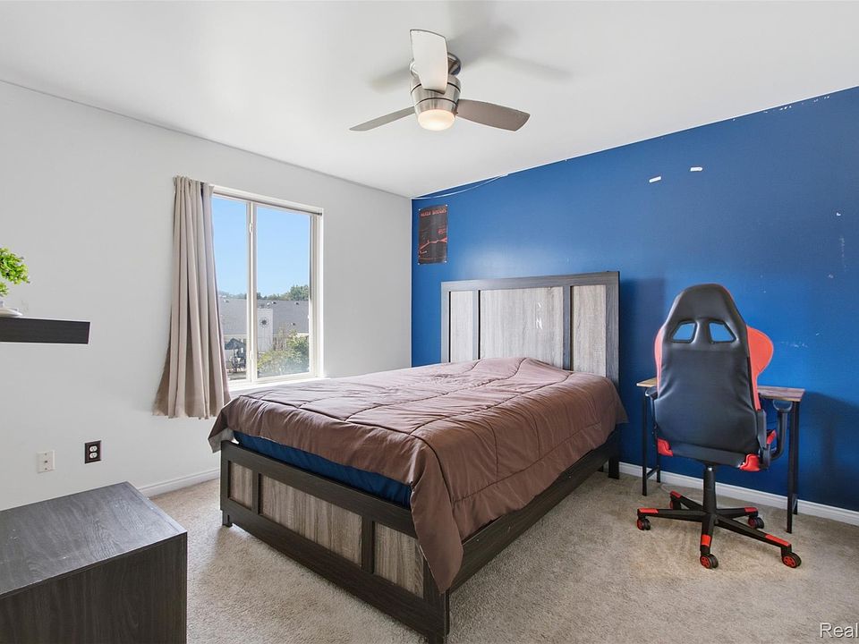 15770 E Forteen Mile Rd, photo 19