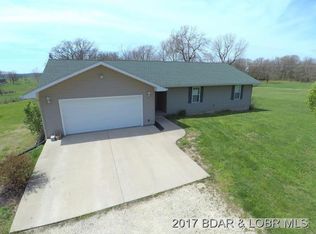 7 Manning Dr, Eldon, MO 65026