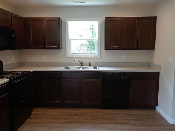 5th image of 7305 Burnett Creek Rd