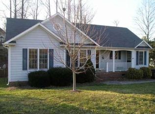 3221 Peachford Ln, Raleigh, NC 27616