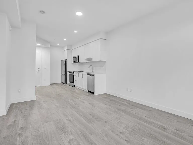 808 Gauthier Ave #5XX — Photo 4