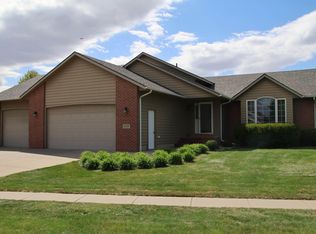 809 S Outlook Dr, Sioux Falls, SD 57106