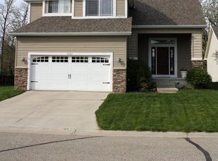 5949 Chartres Way, East Lansing, MI 48823
