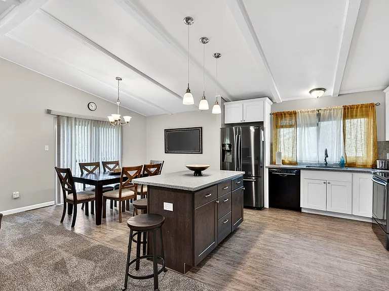 2335 Hempline Ct — Photo 10