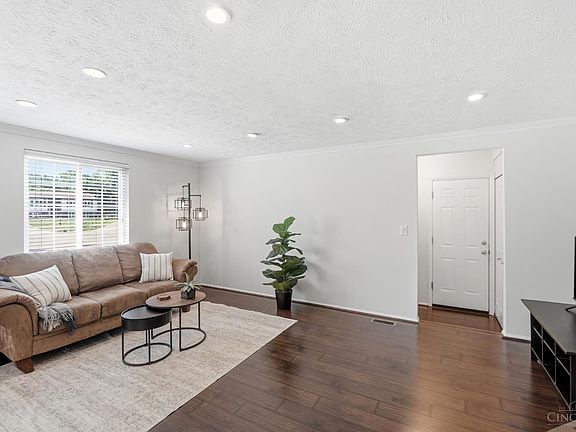 5th image of 6896 Sequoia Ct