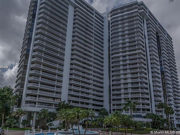2nd image of 20281 E Country Club Dr APT 406