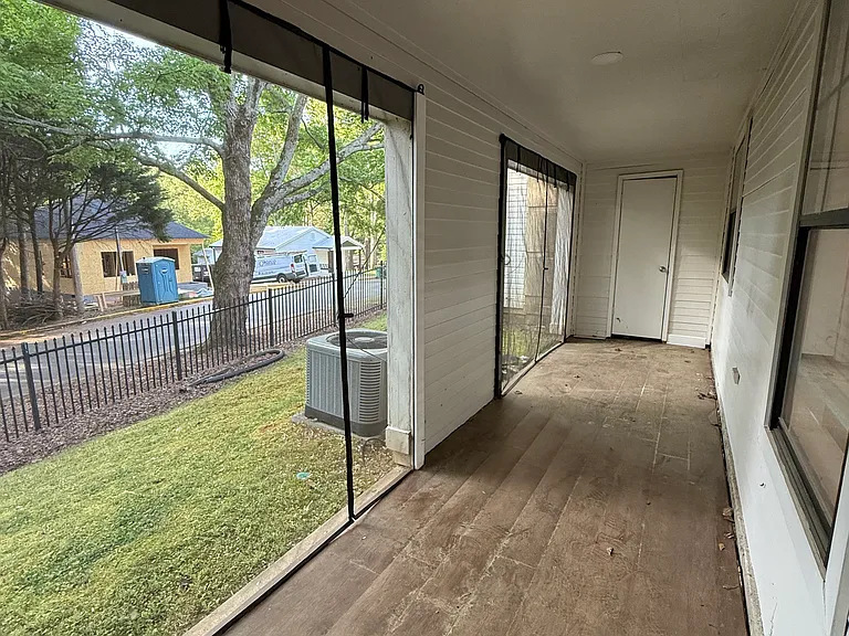 210 Appleby Dr #111 — Photo 8