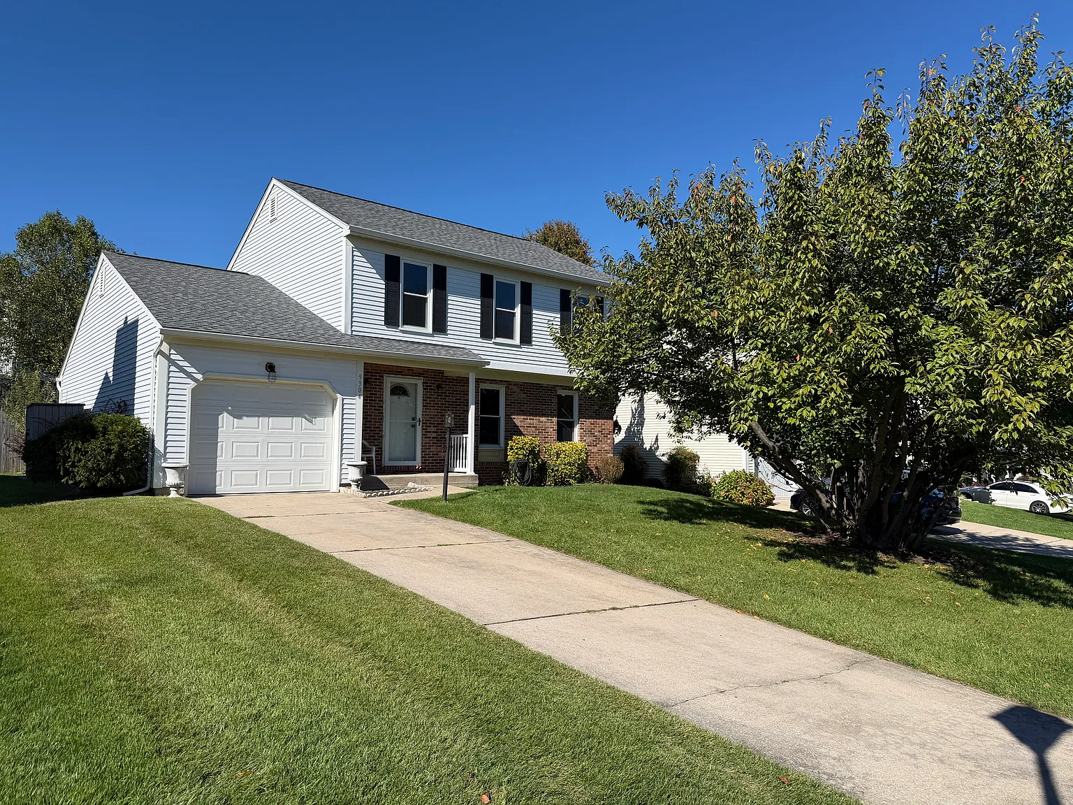 3 bed, 2.5 bath, 1728 sqft, $3,000 — Photo 2