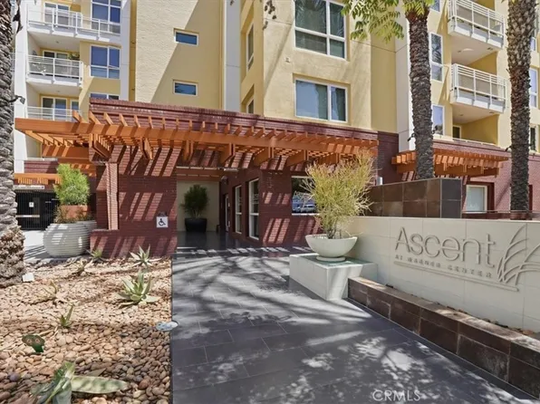 21301 Erwin St Unit 545, Woodland Hills, CA 91367