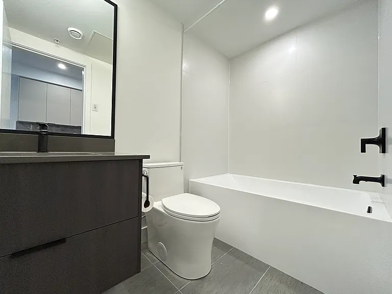 14398 60th Ave #108 — Photo 9