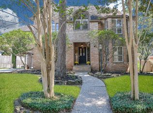 2718 Crystal Falls Dr, Kingwood, TX 77345