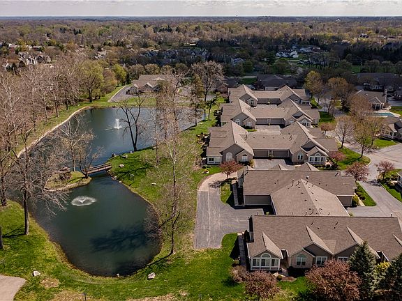 3rd image of 139 Edinburgh Village Dr