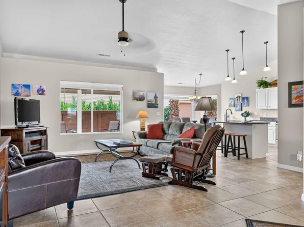 210 N Mall Dr APT 71, Saint George, UT 84790