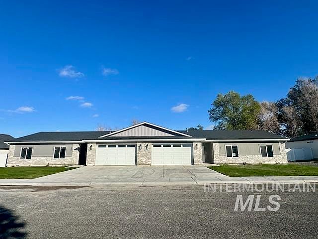 1st image of 106 & 108 Centennial Dr