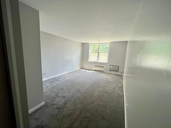 3rd image of 874 W Broadway APT B-1