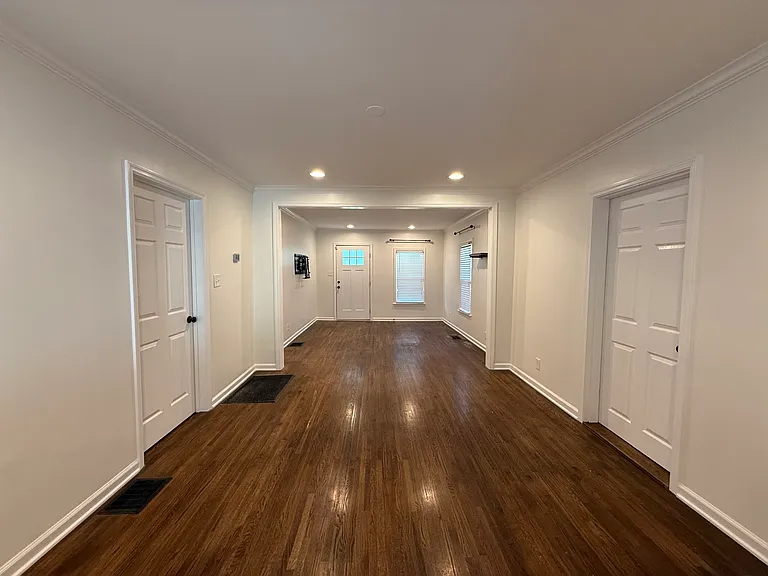 5205 Park Ave — Photo 6