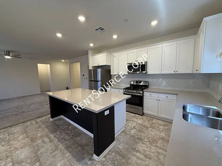 3309 Sonya Ave — Photo 7