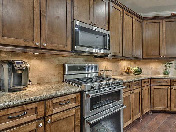 4th image of 16130 Cypress Point Dr