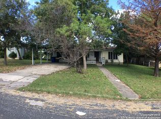 531 Golden Crown Dr, San Antonio, TX 78223