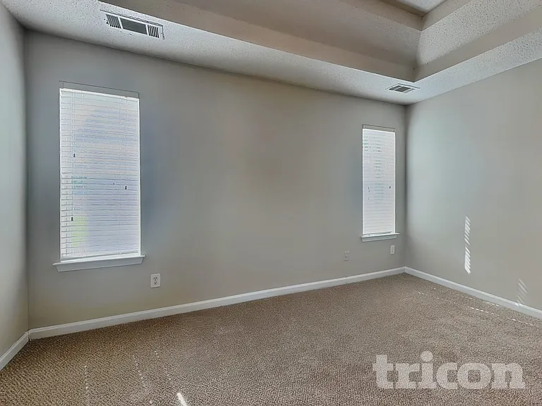 205 Oak Terrace Dr — Photo 8