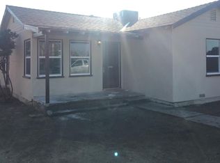 120 E Mariposa St, Avenal, CA 93204