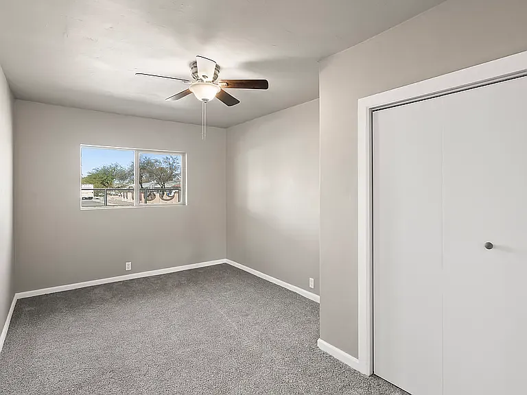 1331 S Edlin Ave — Photo 13