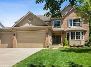 217 S Harrison Ct, Palatine, IL 60067