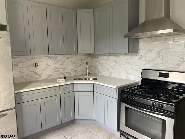 228 Renner Ave #2 — Photo 5