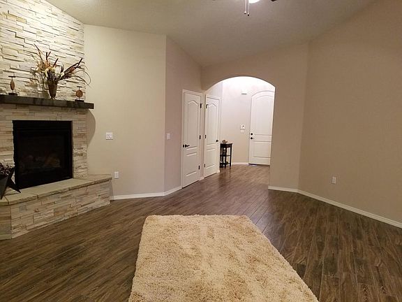 5th image of 273 Dennis Dr NE