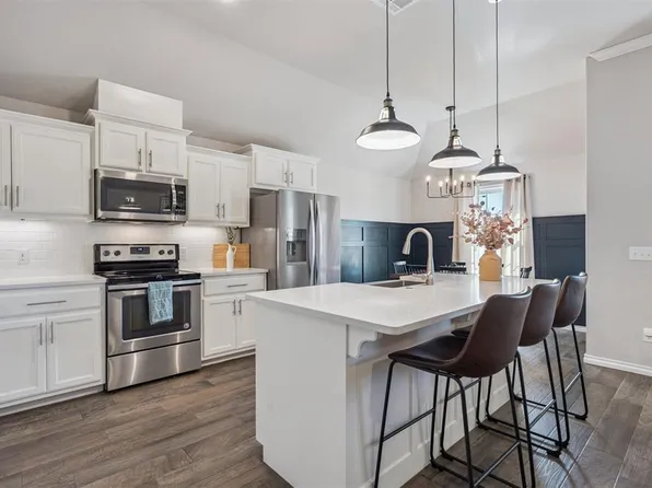 3332 NW 162nd St, Edmond, OK 73013