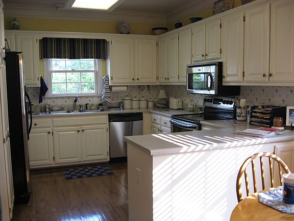 All new stainless steel appliances in kitchen