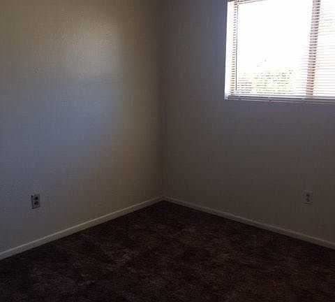 3rd image of 441 Claydelle Ave APT E