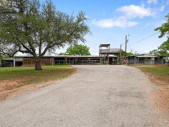 3rd image of 364 County Road 116