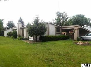3435 Mardan Dr, Adrian, MI 49221